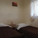 Anma, Budget Friendly Petrovija