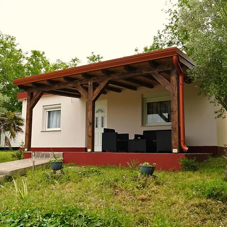 بيت للعطل Anma, Budget Friendly Petrovija